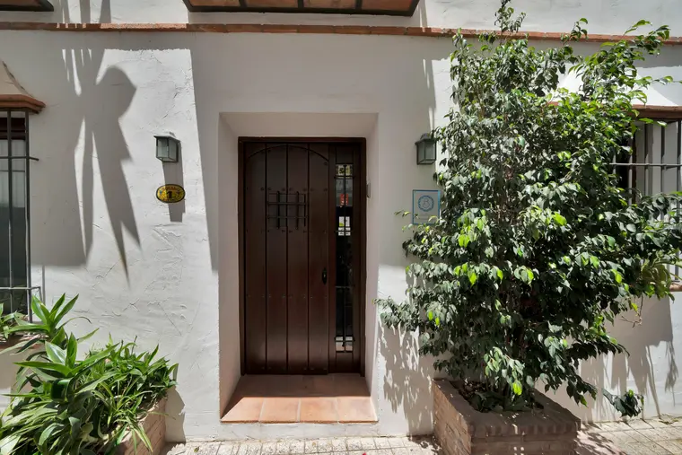 CASA BALATA~A Timeless Legacy:~An iconic building in the heart of Marbella’s Old Town with exceptonal investment potential.