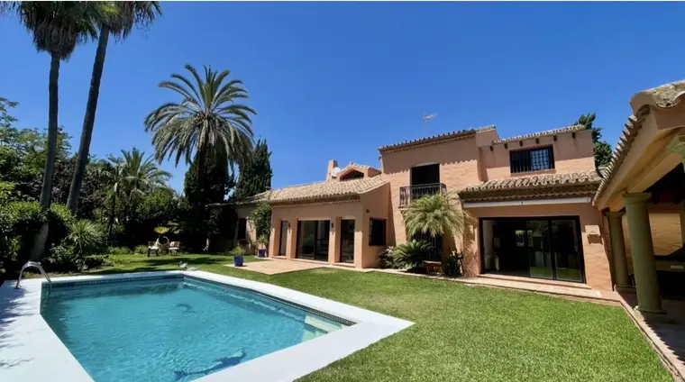 The Perfect Villa for Families & Digital Nomads