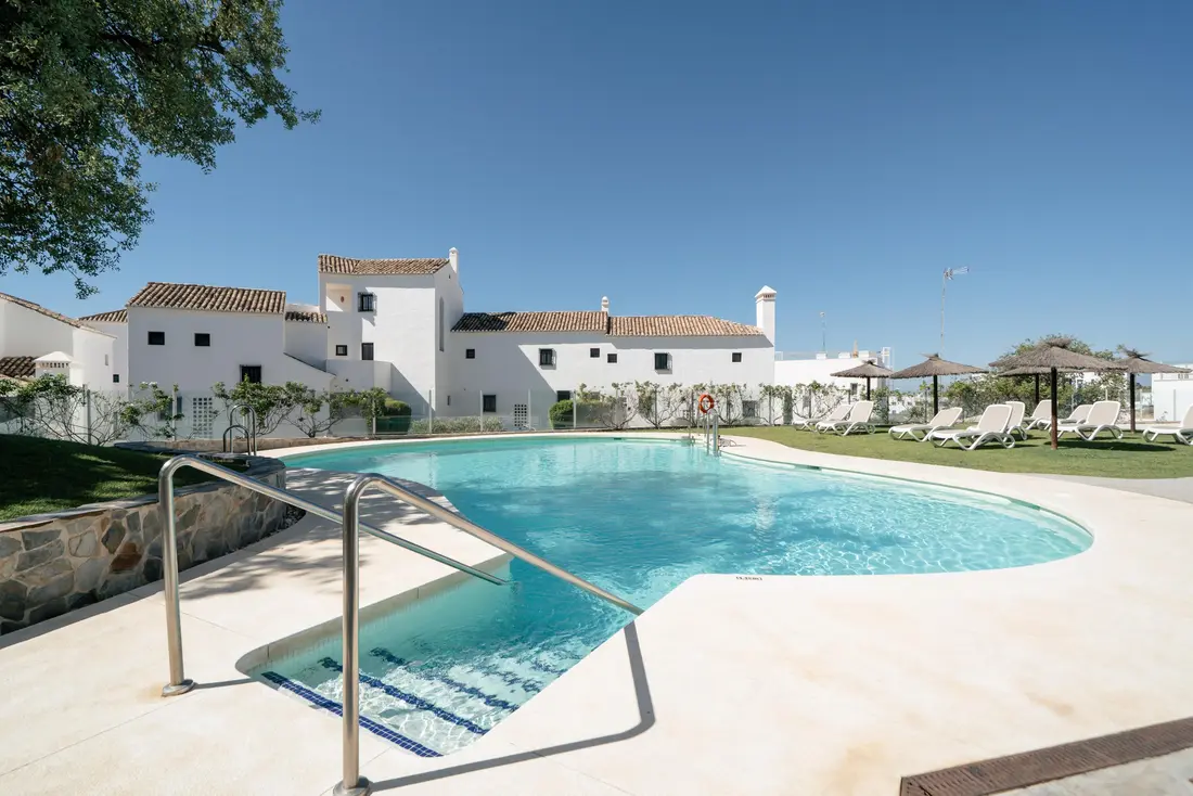LUXURY DUPLEX PENTHOUSE WITH PANORAMIC VIEWS OF THE SEA AND THE MOUNTAINS IN ELEMENTS, ALTOS DE LOS MONTEROS, MARBELLA