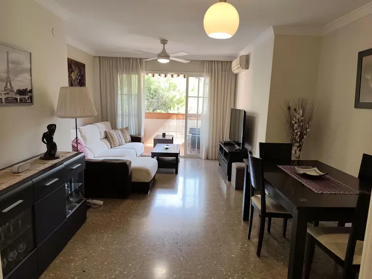Turnkey Apartment with Stunning Views, Parking & Storage | Ciudad Jardín